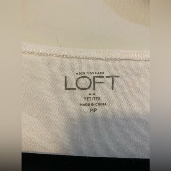 Ann Taylor Loft Off-White Petit Sleeveless Top w/ Layer design neckline - Picture 4 of 6